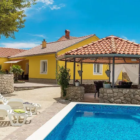 Herrliche Mit Privatpool, Garage, Spielplatz, Gasgrill, Steingrill, Wifi * Grižane