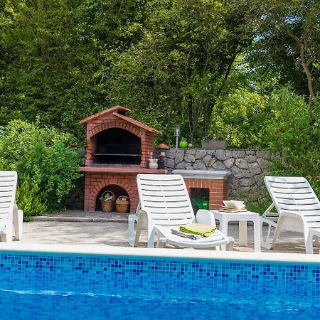 Herrliche Mit Privatpool, Garage, Spielplatz, Gasgrill, Steingrill, Wifi * Grižane