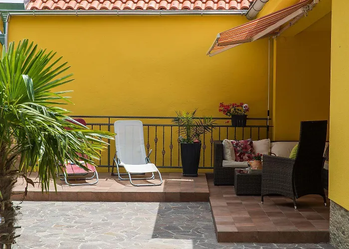 בית נופש Herrliche Mit Privatpool, Garage, Spielplatz, Gasgrill, Steingrill, Wifi *