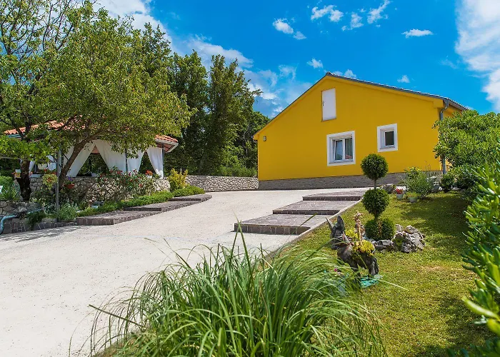 Herrliche Mit Privatpool, Garage, Spielplatz, Gasgrill, Steingrill, Wifi *